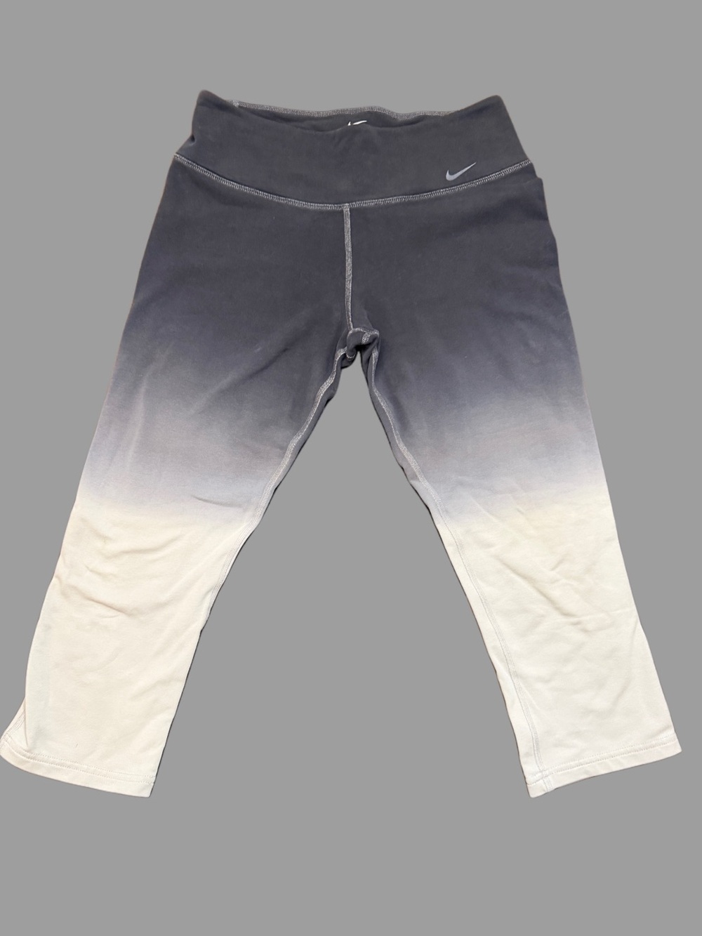 Nike Ombre Capri Leggings - Gray to Cream